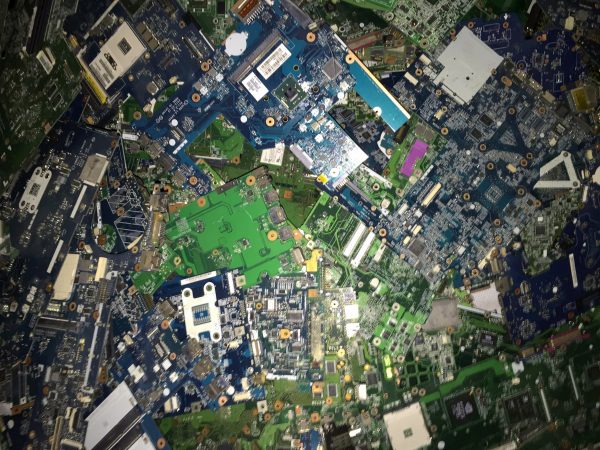 carte-mere-Ordinateur-portable