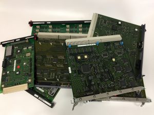 Cartes-additionnelles-avec-accessoires-electronique-recycling 2 (1)